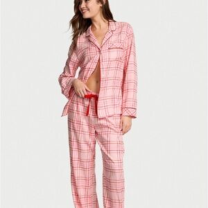 Victoria's Secret GREEN Flannel Pajama Set